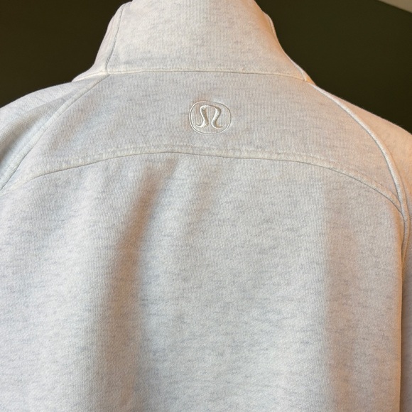 Lulu lemon Scuba cream pullover - Picture 11 of 16
